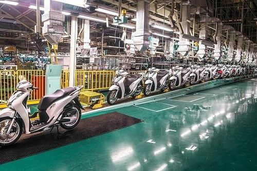 Những lý giải về cơn cuồng xe SH của người Việt
