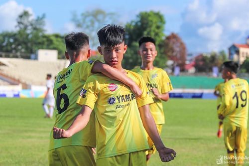 Sông Lam Nghệ An đánh bại HAGL ngày khai mạc VCK Thiếu niên toàn quốc 2020