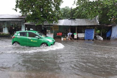 Dải hội tụ nhiệt đới gây mưa lớn ở Trung Bộ, Tây Nguyên và Nam Bộ