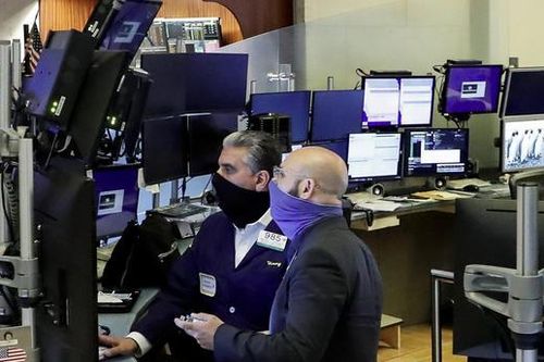Bác sĩ báo tin TT Trump có thể xuất viện trong hôm nay, phủ xanh TTCK