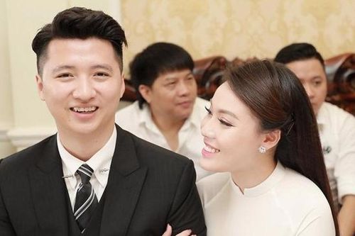 Trọng Hưng đăng trạng thái 'đạo lí', dân mạng đồn đoán ám chỉ Âu Hà My?