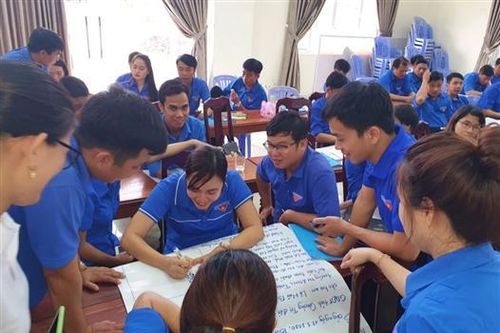 Tập huấn kỹ năng, nghiệp vụ cho 129 cán bộ đoàn