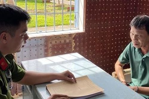 Gã đàn ông gây mê cướp tài sản phụ nữ trên xe khách