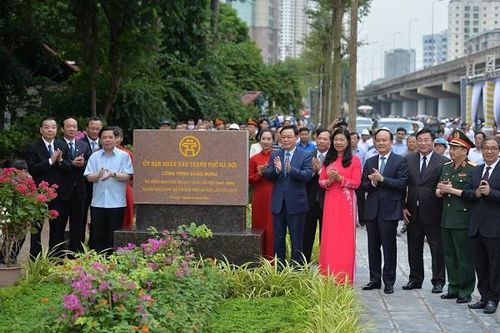Hà Nội thông xe tuyến vành đai 3 đi thấp qua hồ Linh Đàm