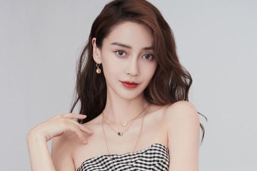 Diễn xuất thảm họa của sao trẻ Trung Quốc