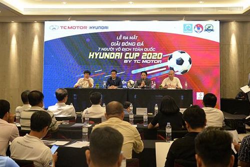 Ngày hội bóng đá phủi TPHCM trở lại