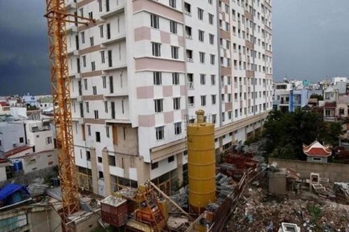 TPHCM: Chủ đầu tư chậm giao nhà, dân cầu cứu chính quyền