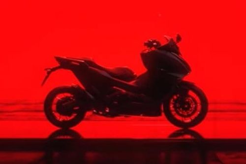 Mẫu xe Honda Forza 750 lộ thiết kế giống Honda X-ADV