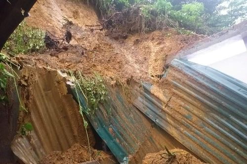 Mưa lớn khiến 1 người tử vong, nhiều nơi ở Bát Xát ngập lụt