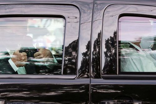 Thông tin mâu thuẫn về sức khỏe ông Trump
