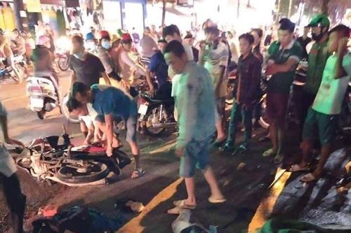 Thanh niên bị người dân truy đuổi, vây đánh vì nghi trộm chó