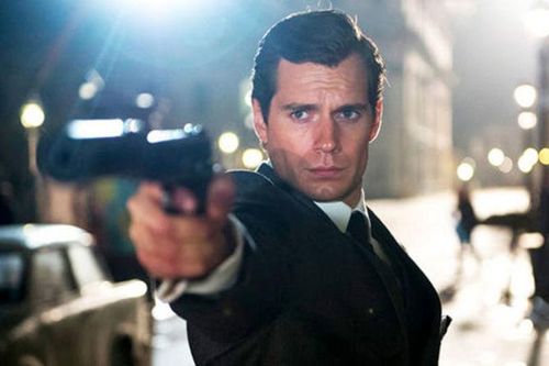 'Siêu nhân' 1m85 thân hình như tạc tượng muốn làm James Bond