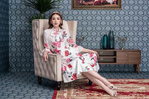 Á hậu Tú Anh ngọt ngào quyến rũ với váy hoa