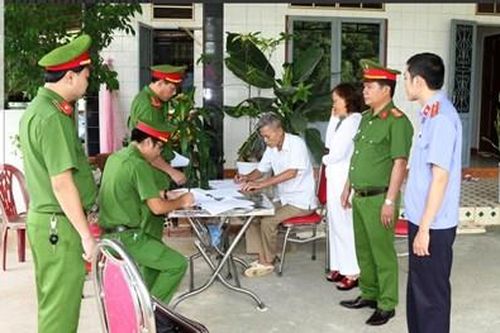 Khởi tố Giám đốc doanh nghiệp trốn thuế hàng tỉ đồng