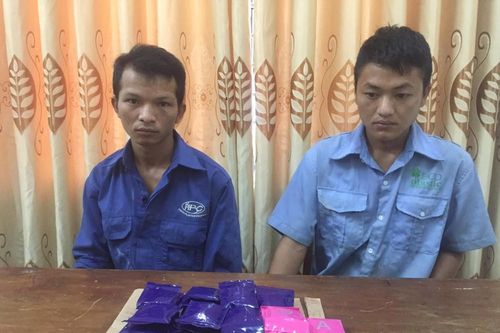 Hai chú cháu cùng vận chuyển ma túy
