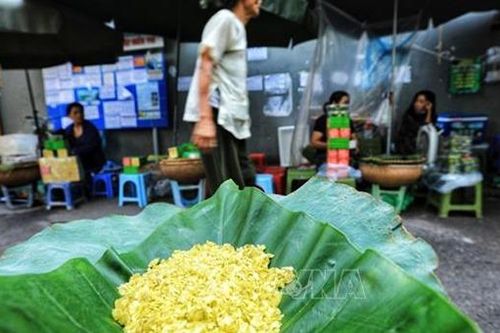 Đau đáu nghề cốm Vòng khi làng lên phố