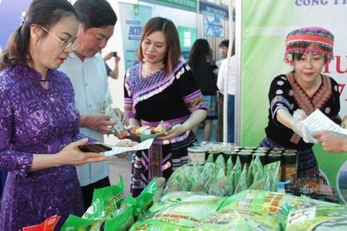 'Tuần hàng Việt Nam và Sản phẩm OCOP' tại Hà Nội và TP Hồ Chí Minh