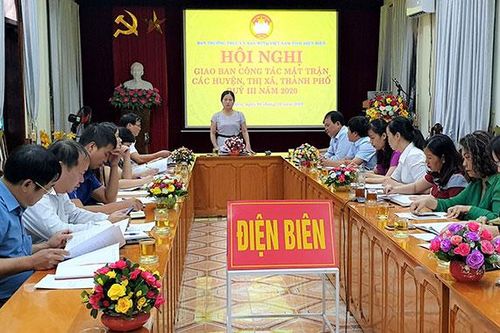 Giao ban công tác mặt trận quý III, năm 2020
