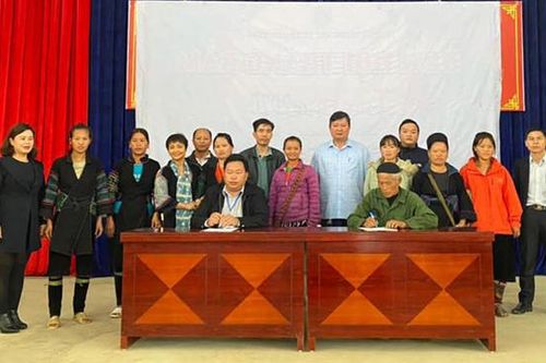 Sa Pa: Ký cam kết không chèo kéo, đeo bám khách