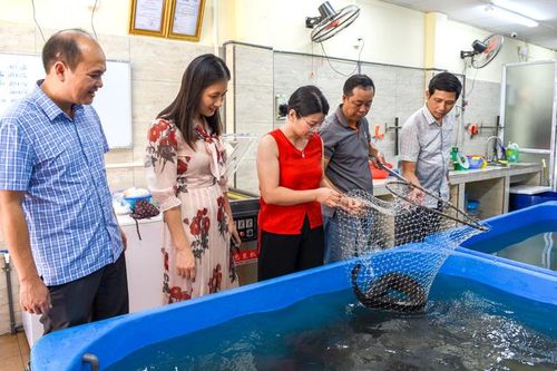Kết nối tiêu thụ thủy sản hồ Na Hang tại Hà Nội