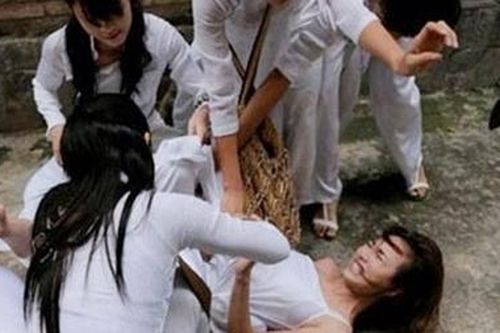 Truy nguyên nhân bạo lực học đường