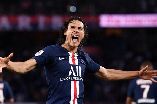 Đóng cửa chuyển nhượng: Man Utd ký gấp với Cavani, chia tay Smalling