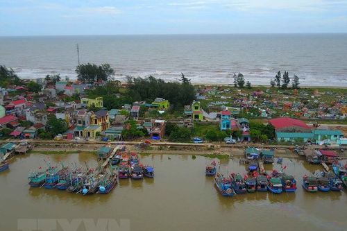 Khẩn trương ứng phó vùng áp thấp mạnh lên, gây mưa lớn