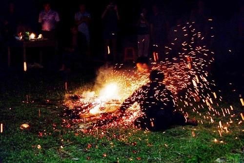 Hà Giang có thêm một lễ hội nhảy lửa là Di sản phi vật thể Quốc gia