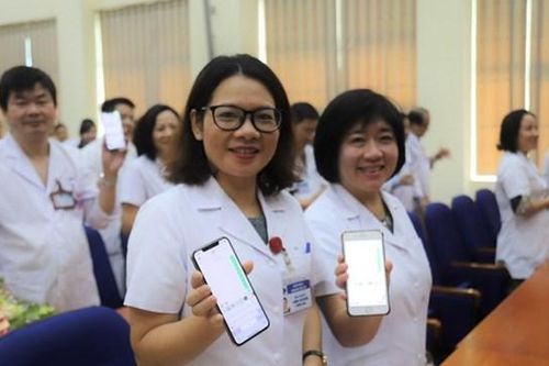 Nhắn tin ủng hộ bệnh nhân ung thư nghèo