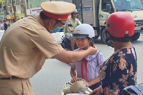 Gia Lai: Thực hiện hiệu quả mô hình kiểm soát giao thông học đường