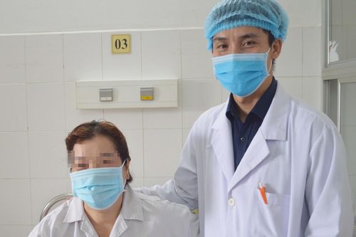 Người phụ nữ bị rỉ nước tiểu suốt 43 năm