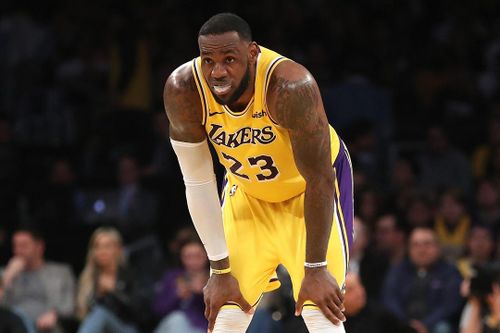 LeBron James có dấu hiệu tái phát chấn thương háng