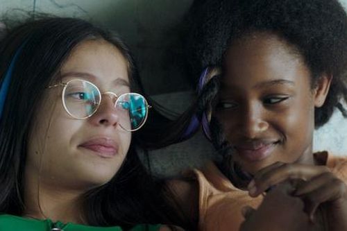 Phim 'Cuties' của Netflix dính vào kiện cáo