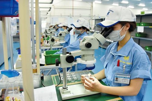 Bất chấp COVID-19, FDI vẫn 'chảy' vào Việt Nam: Điểm đến an toàn