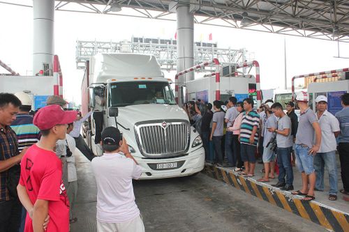 4 trạm thu phí BOT 'đặt nhầm chỗ', Nhà nước bỏ tiền mua lại?