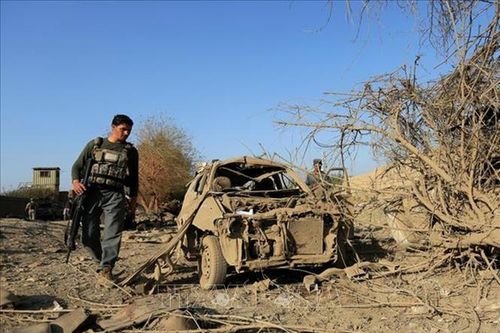 Taliban tiến hành nhiều vụ tấn công liều chết tại Afghanistan