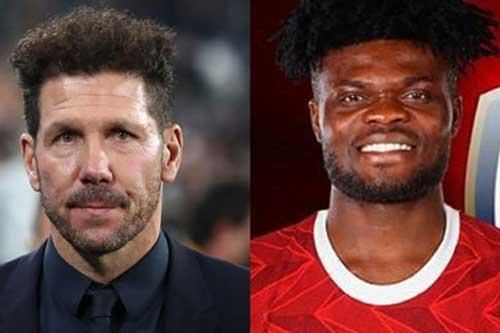 Simeone 'phát điên' vì bị Arsenal 'cướp' Partey chỉ 32 phút trước khi TTCN đóng cửa