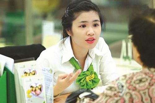 Tài khoản Vietcombank 'bốc hơi' 406 triệu, bao giờ khách hàng đòi được tiền?