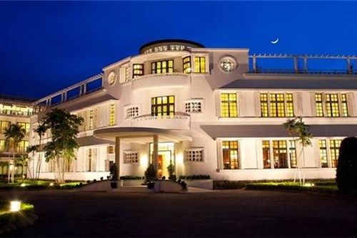 Bốn khách sạn Việt được xếp hạng hàng đầu châu Á