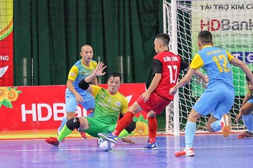 Sanvinest Sanna Khánh Hòa tiếp tục giữ vị trí thứ 3