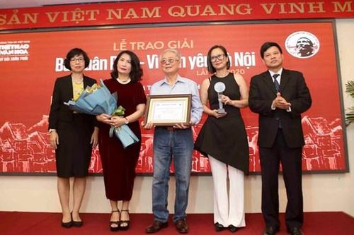 Mãi mãi một tình yêu Hà Nội