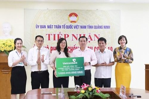 Doanh nghiệp Quảng Ninh ủng hộ phòng chống dịch Covid-19