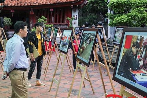 Trải nghiệm Hà Nội qua ảnh