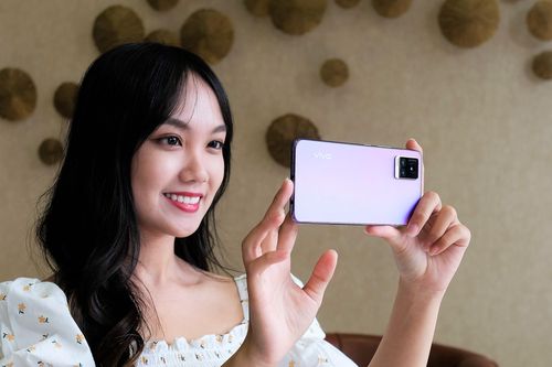 Đánh giá nhanh Vivo V20: Camera selfie 44 MP, giá 8,5 triệu