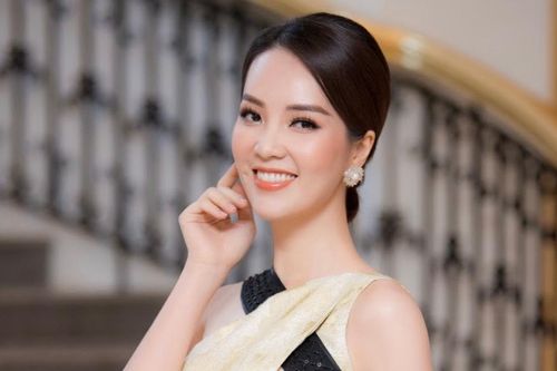 Á hậu Thụy Vân nói gì về thông tin dừng công việc ở VTV?