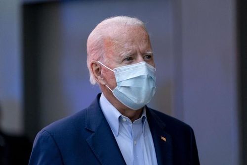 Tổng thống Trump cự tuyệt tranh luận trực tuyến với ông Biden