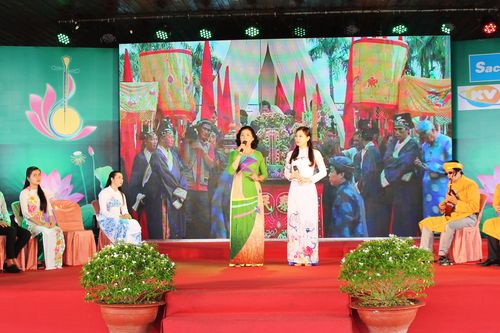 Gần 200 tài tử tham gia Hội thi Đờn ca tài tử tỉnh Kiên Giang