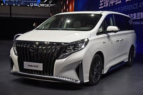 Trumpchi M8 Master của Trung Quốc với lưới tản nhiệt 'siêu to'