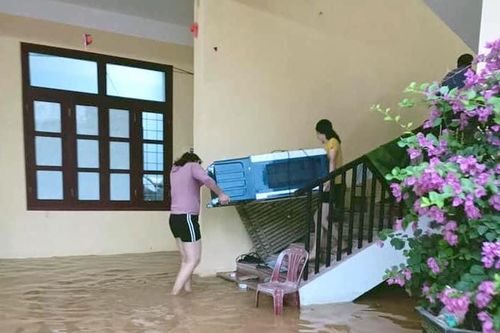 Quảng Bình: Hơn 87 ngàn học sinh nghỉ học do mưa lũ