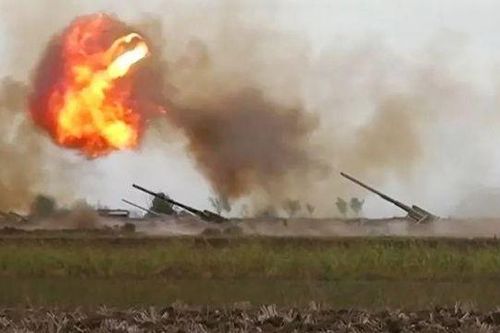 Xung đột Armenia-Azerbaijan: Cảnh báo căng thẳng lan ra ngoài khu vực, Pháp cáo buộc Thổ 'dính líu quân sự'